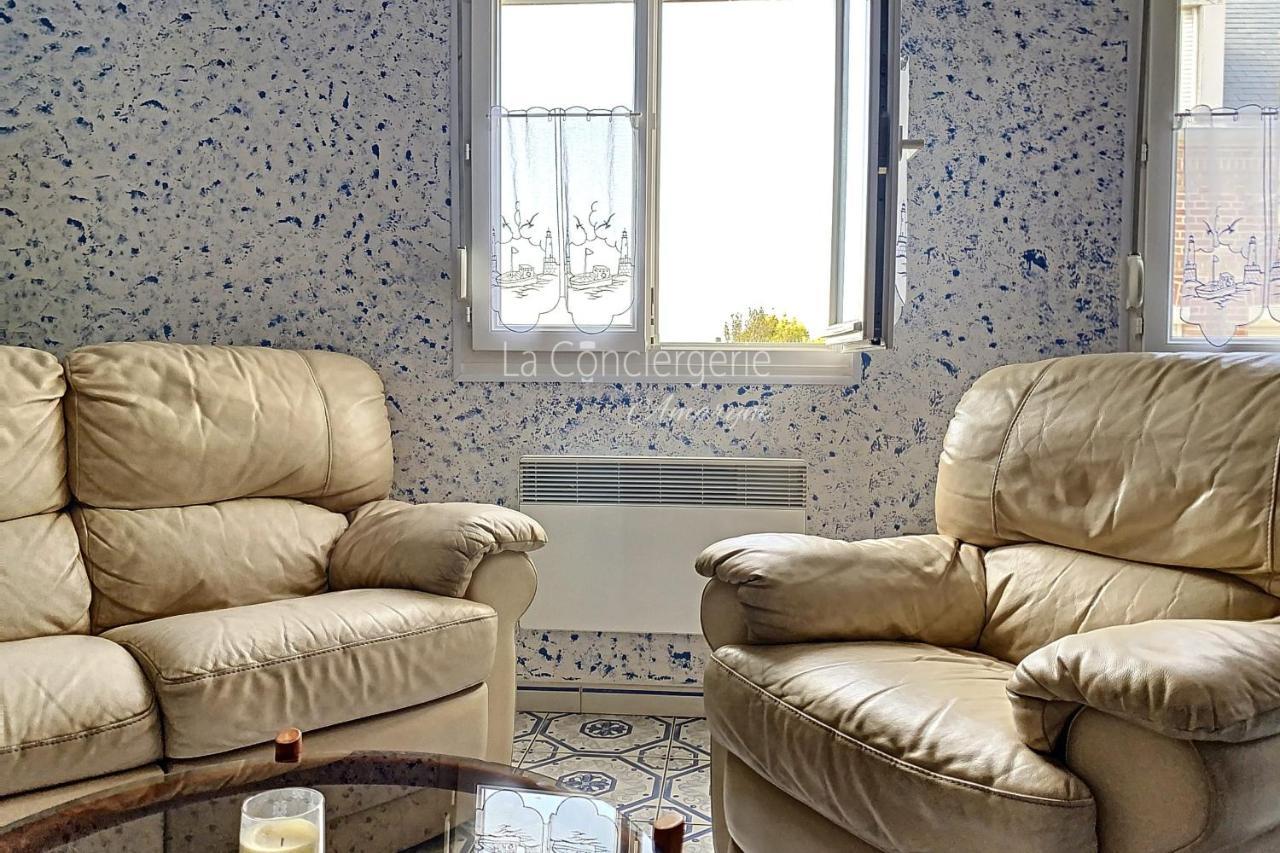 Am 57 - The Blue House Villa Олт Екстериор снимка
